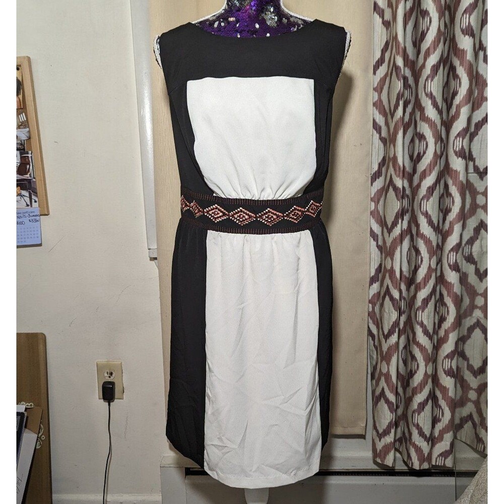 Lux II Size 16W Sheath Black &‎ White Dress with belted band